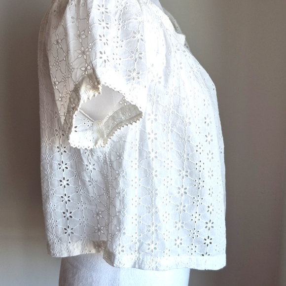 Label by Ritu Kumar White Eyelet Cropped Blouse Size 2 - Picture 6 of 6